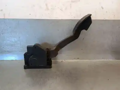 Second-hand car spare part accelerator pedal for opel corsa d (s07) 1.3 cdti (l08, l68) oem iam references 55702020  848028