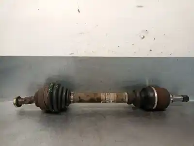 Автозапчастина б/у передня ліва трансмісія для PEUGEOT 307 (3A/C) 1.4 HDI Посилання на OEM IAM 9637378080  3272LV