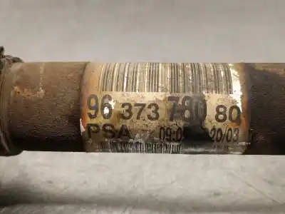 Автозапчастина б/у передня ліва трансмісія для peugeot 307 (3a/c) 1.4 hdi посилання на oem iam 9637378080  3272lv