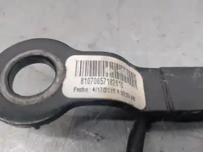 Автозапчасти б/у крюк для пояса за mazda 2 (dl, dj) 1.5 skyactiv-g ссылки oem iam da6a57620  da6a57620