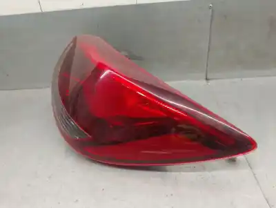 Автозапчастина б/у правий ліхтар для mazda 2 (dl, dj) 1.5 skyactiv-g посилання на oem iam db5j51150  db5j51150d