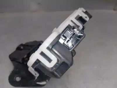 Автозапчастина б/у замок багажника / ворот для mazda 2 (dl, dj) 1.5 skyactiv-g посилання на oem iam dm0p62310  dm0p62310