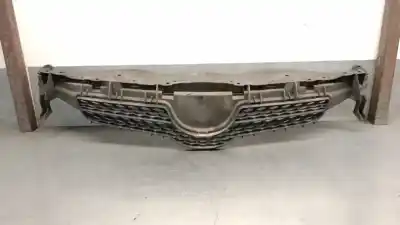 Автозапчастина б/у передня решіта для toyota auris (_e15_) 1.33 dual-vvti (nre150_) посилання на oem iam 5311102390
