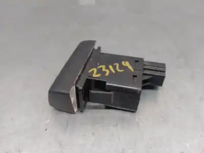 Second-hand car spare part hazard warning lights for mazda 2 (dl, dj) 1.5 skyactiv-g oem iam references da6a664h0  