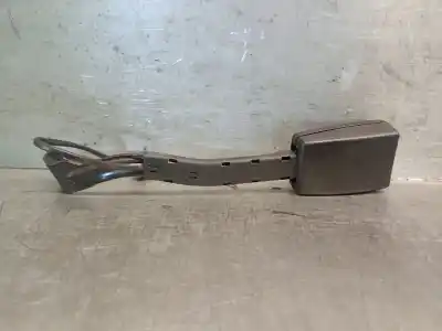 Автозапчасти б/у КРЮК ДЛЯ ПОЯСА за VOLKSWAGEN PASSAT B6 (3C2) 2.0 TDI ссылки OEM IAM 3C0857755LQVZ  