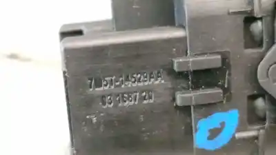 Peça sobressalente para automóvel em segunda mão botão / interruptor elevador vidro dianteiro direito por ford kuga i 2.0 tdci referências oem iam 7m5t14529aa  