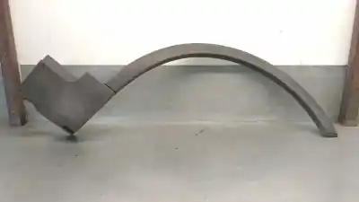 Peça sobressalente para automóvel em segunda mão aba do guarda-lamas dianteiro direito por ford kuga i 2.0 tdci referências oem iam 8v41s16d238a