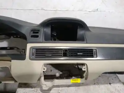 Second-hand car spare part dashboard for volvo xc70 ii (136) d4 awd oem iam references 39838742  39838742