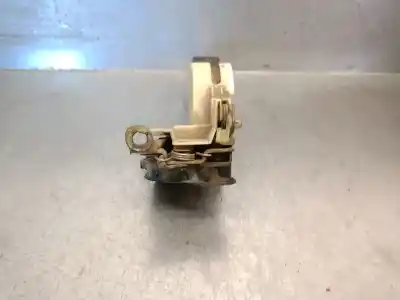 Second-hand car spare part left front door lock for opel corsa b (s93) 1.5 td (f08, f68, m68) oem iam references 90532427  