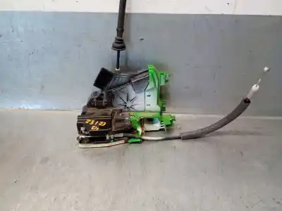 Peça sobressalente para automóvel em segunda mão fechadura da porta dianteira esquerda por kia carens iv 1.7 crdi referências oem iam 81310a4010