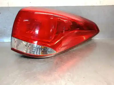 Peça sobressalente para automóvel em segunda mão farolim traseiro direito por kia carens iv 1.7 crdi referências oem iam 92402a4020