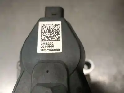 Автозапчасти б/у задний правый тормозной суппорт за peugeot 2008 ii (ud_, us_, uy_, uk_) 1.2 puretech 100 ссылки oem iam 9837166080  1672362580