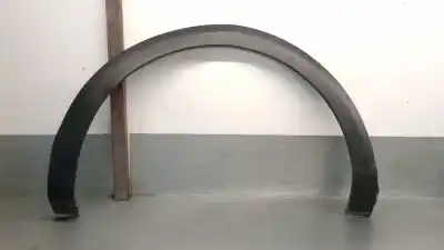 Peça sobressalente para automóvel em segunda mão aba do guarda-lamas traseiro direito por citroen c4 iii (ba_, bb_, bc_) 1.2 puretech 130 (bahnsa, bahnsb) referências oem iam 9831344780