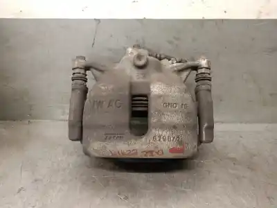 Pezzo di ricambio per auto di seconda mano  per AUDI Q3 (F3B)  Riferimenti OEM IAM 8V0615123D  8V0615123D