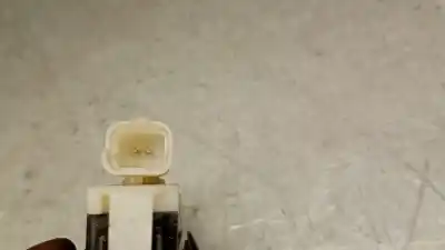 Автозапчастина б/у зовнішня ручка ворот для peugeot 2008 ii (ud_, us_, uy_, uk_) 1.2 puretech 100 посилання на oem iam 9820395580  9820395580