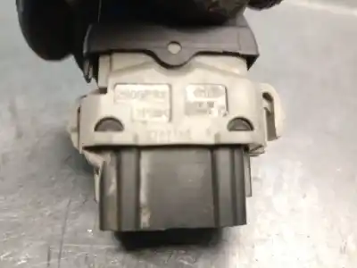 Second-hand car spare part right front power window switch for renault modus / grand modus (f/jp0_) 1.2 (jp0c, jp0k, fp0c, fp0k, fp0p, jp0p, jp0t) oem iam references 2808202  8200214936