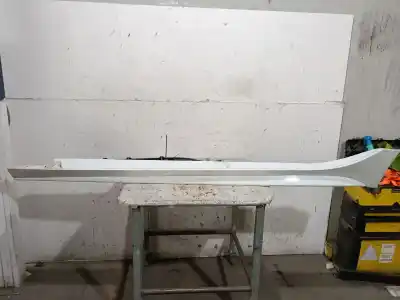 Second-hand car spare part side skirt for jaguar xe (x760) 2.0 d oem iam references t4n18961lml