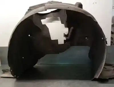 Peça sobressalente para automóvel em segunda mão CAVE DE RODA DIANTEIRA DIREITA por MERCEDES-BENZ CLASE C (W203) C 200 KOMPRESSOR (203.042) Referências OEM IAM A2038840622  