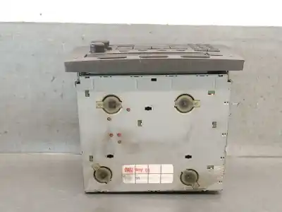 Second-hand car spare part audio system / radio cd for opel vectra c (z02) 2.2 16v (f69) oem iam references 93176935 330886636 siemens vdo 6780154