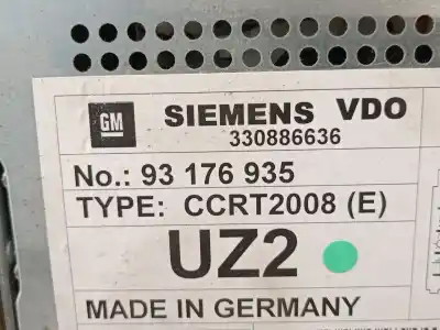 Second-hand car spare part audio system / radio cd for opel vectra c (z02) 2.2 16v (f69) oem iam references 93176935 330886636 siemens vdo 6780154