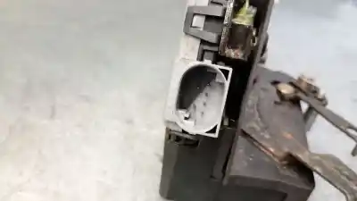 Peça sobressalente para automóvel em segunda mão fechadura da porta dianteira esquerda por bmw 3 compact (e46) 316 ti referências oem iam 51218253431  51218253431