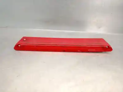 Peça sobressalente para automóvel em segunda mão farolim de travão central por ford focus iii 1.6 tdci referências oem iam 8a6113a613aj