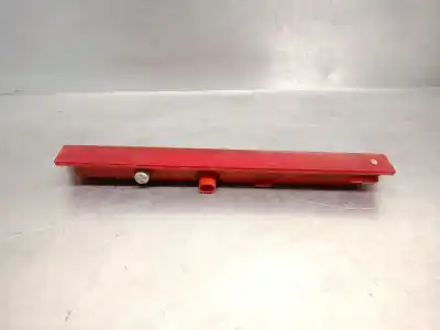 Peça sobressalente para automóvel em segunda mão farolim de travão central por ford focus iii 1.6 tdci referências oem iam 8a6113a613aj  2085739