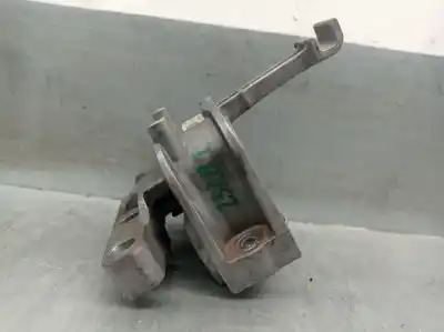 Second-hand car spare part right engine support for audi a3 (8v1, 8vk) 2.0 tdi oem iam references 5q0199262cs  5q0199262bj