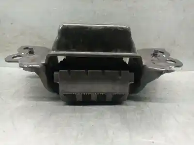 Second-hand car spare part left engine support for audi a3 (8v1, 8vk) 2.0 tdi oem iam references 5q0199555ad  5q0199555t