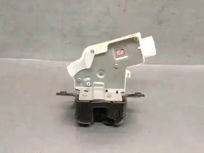 Second-hand car spare part trunk lock for toyota yaris cross (mxp_) 1.5 hybrid a las 4 ruedas (mxpj15) oem iam references 693500d220