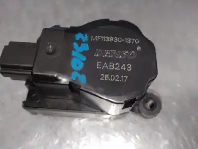 Peça sobressalente para automóvel em segunda mão motor de abertura da comporta de sofagem por jaguar xe (x760) 2.0 d referências oem iam eab243  