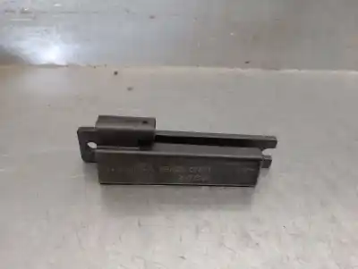 Second-hand car spare part antenna for jaguar xe (x760) 2.0 d oem iam references ah4215k603aa