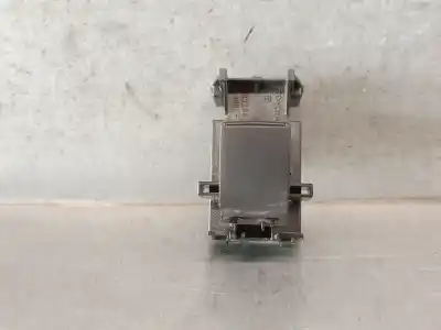 Second-hand car spare part right front power window switch for toyota yaris cross (mxp_) 1.5 hybrid a las 4 ruedas (mxpj15) oem iam references 74231k0080c1