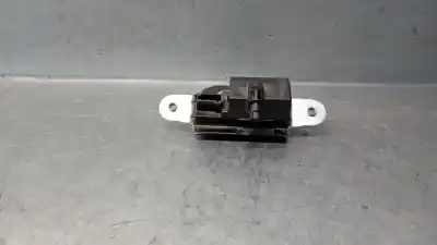 Автозапчастина б/у замок багажника / ворот для opel corsa e (x15) 1.3 cdti (08, 68) посилання на oem iam 39021416  176568