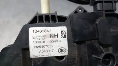 Second-hand car spare part front right door lock for opel corsa e (x15) 1.3 cdti (08, 68) oem iam references 13431841  135116