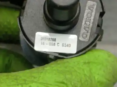 Second-hand car spare part switch for volvo xc70 ii (136) d4 awd oem iam references 31318268  31318268