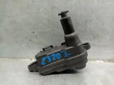 Автозапчасти б/у наружная крышка двигателя топливо за audi a3 limousine (8vs, 8vm) 1.6 tdi ссылки oem iam 8v0862153a  8v0862153a