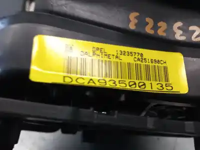 Автозапчастина б/у передня ліва подушка безопасности для opel corsa d (s07) 1.2 (l08, l68) посилання на oem iam 13235770  5199336