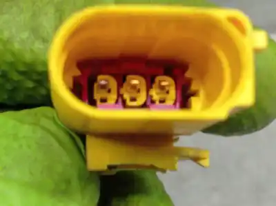 Tweedehands auto-onderdeel elektronische module voor audi a3 limousine (8vs, 8vm) 1.6 tdi oem iam-referenties 8v0823823f 0589p1000192 