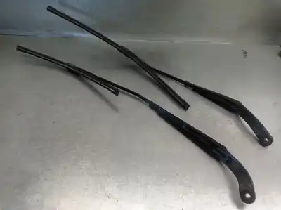 Автозапчастина б/у передній правий річок склоочисника для audi a3 limousine (8vs, 8vm) 1.6 tdi посилання на oem iam 8v1955407b  8v1955408b