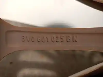 Peça sobressalente para automóvel em segunda mão jante por audi a3 (8v1, 8vk) 2.0 tdi referências oem iam 8v0601025bn  r177.5jx17h2et51