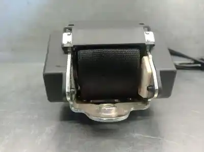 Автозапчасти б/у задний правый ремень безопасности за audi a3 limousine (8vs, 8vm) 1.6 tdi ссылки oem iam 8v5857805a  8v5857805a