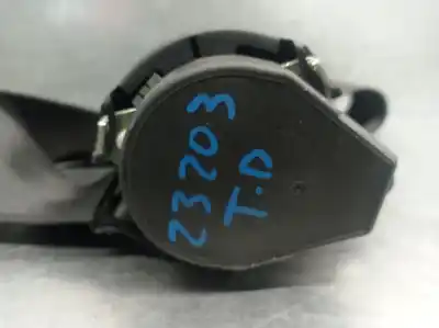 Автозапчасти б/у задний правый ремень безопасности за audi a3 limousine (8vs, 8vm) 1.6 tdi ссылки oem iam 8v5857805a  8v5857805a