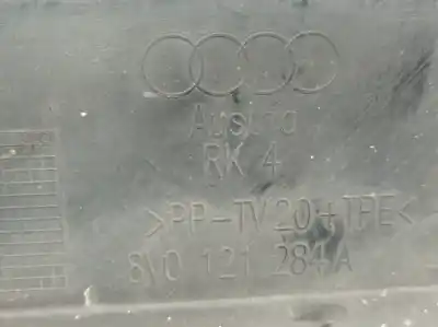 Pezzo di ricambio per auto di seconda mano modanatura anteriore per audi a3 limousine (8vs, 8vm) 1.6 tdi riferimenti oem iam 8v0121284a  8v0121284a