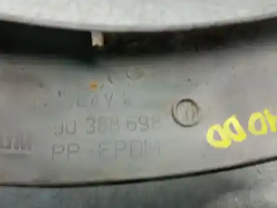 Автозапчастина б/у праве передне крило для opel corsa b (s93) 1.2 i (f08, f68, m68) посилання на oem iam 90388698  90388698