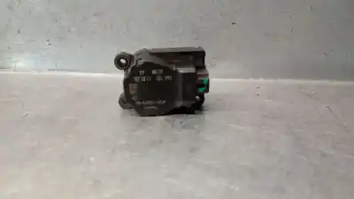 Pezzo di ricambio per auto di seconda mano MOTORE APERTURA BOCCOLE ARIA CONDIZIONATA per PEUGEOT 407 SW (6E_) 2.0 HDI 135 Riferimenti OEM IAM 4PUH19E616BC  