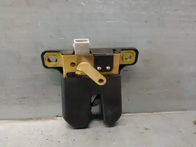 Second-hand car spare part trunk lock for seat toledo ii (1m2) 1.6 16v oem iam references 8d5827505d  8l0827505f