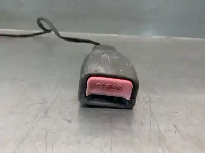Peça sobressalente para automóvel em segunda mão chicote / encaixe cinto segurança dianteiro esquerdo por kia picanto 1.0 cat referências oem iam 8883007000  8883007000