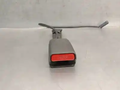 Pezzo di ricambio per auto di seconda mano GANCIO PER CINTURA per MAZDA CX-5 (KF) 2.0 Riferimenti OEM IAM K8Y03  