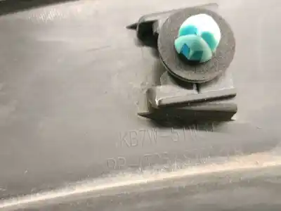 Peça sobressalente para automóvel em segunda mão aba do guarda-lamas dianteiro esquerdo por mazda cx-5 (kf) 2.0 referências oem iam kb7w51w31  kb7w51w30e